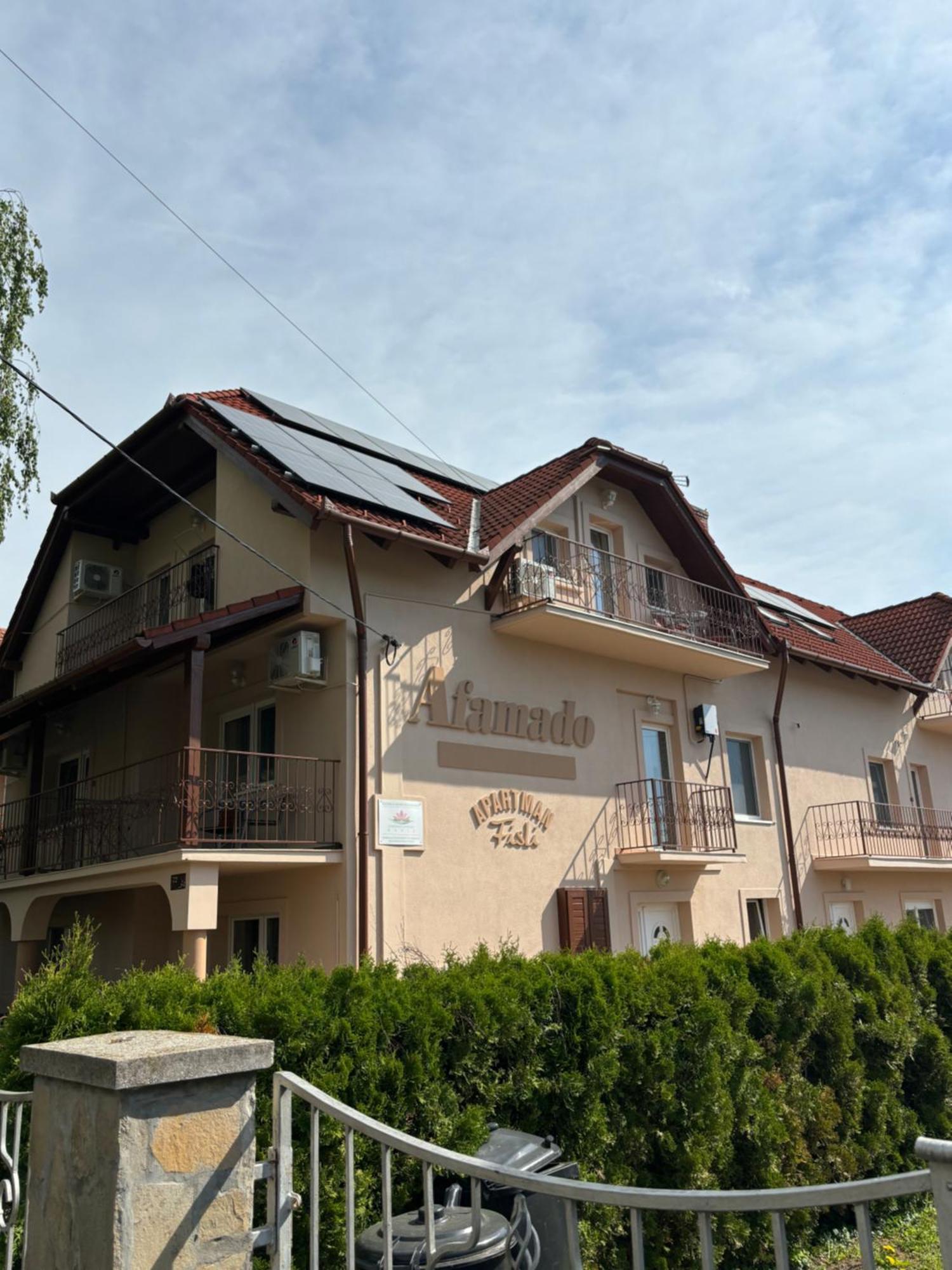 Afamado Apartman Fisli Хевиз Экстерьер фото