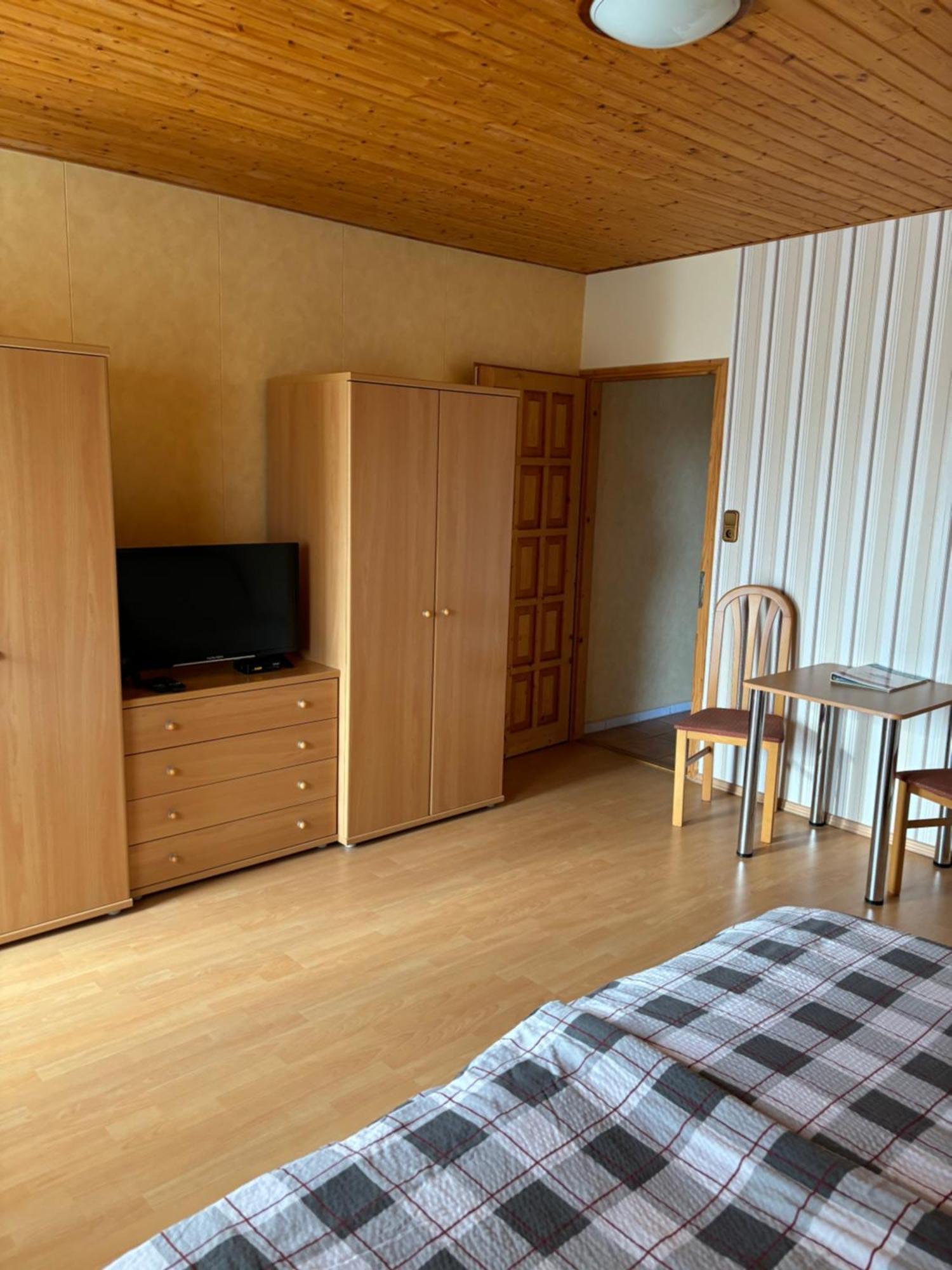Afamado Apartman Fisli Хевиз Экстерьер фото