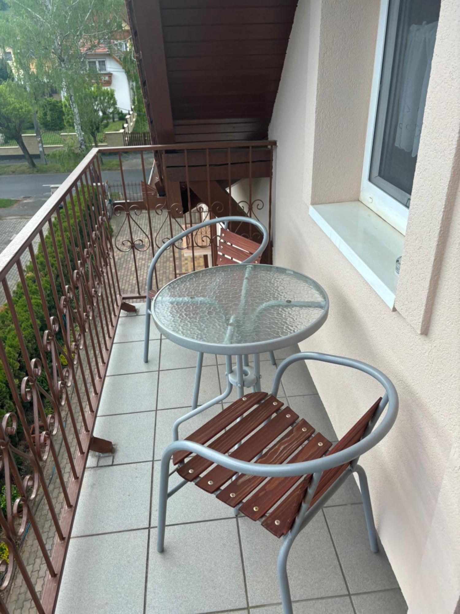 Afamado Apartman Fisli Хевиз Экстерьер фото