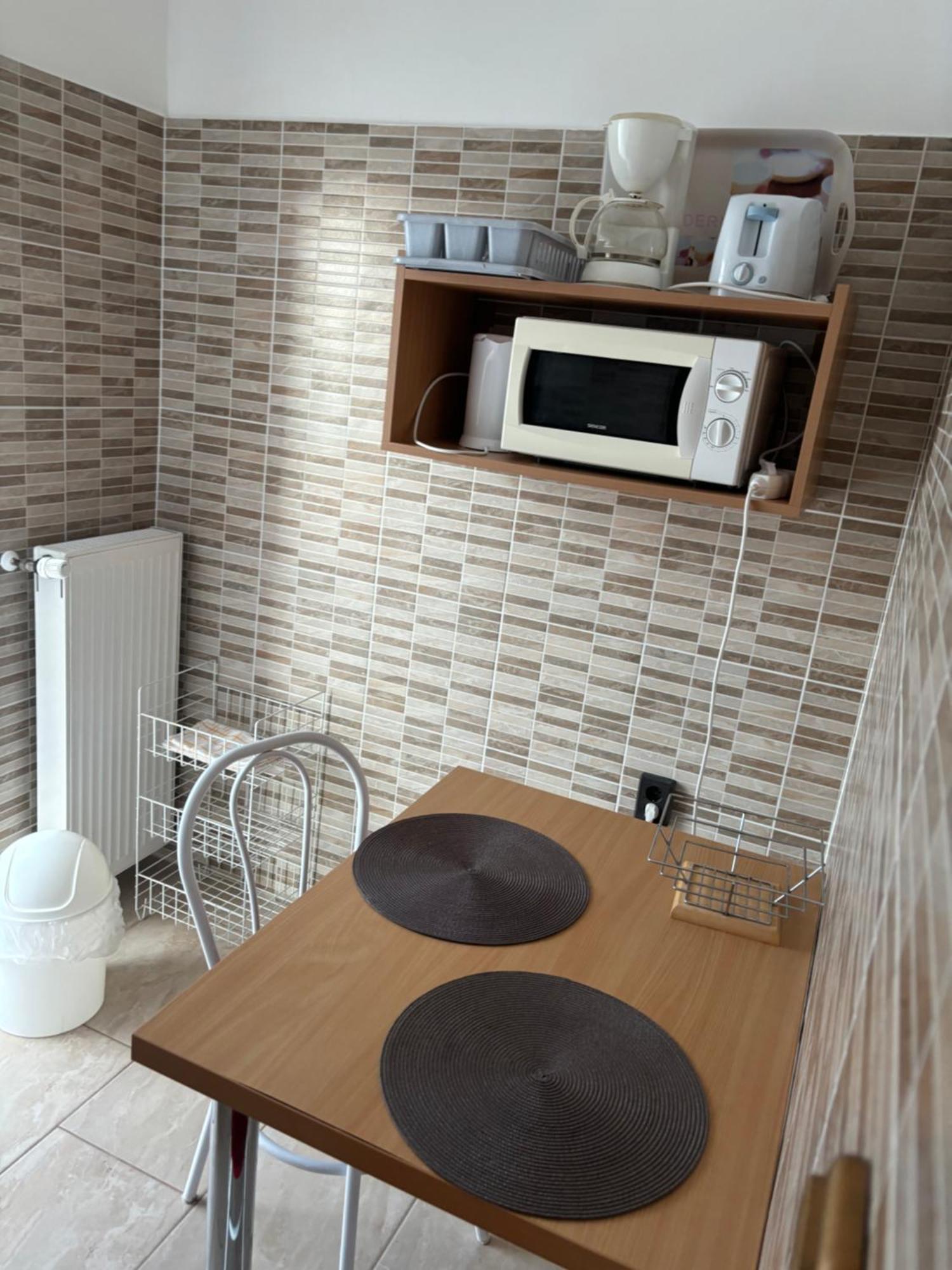 Afamado Apartman Fisli Хевиз Экстерьер фото